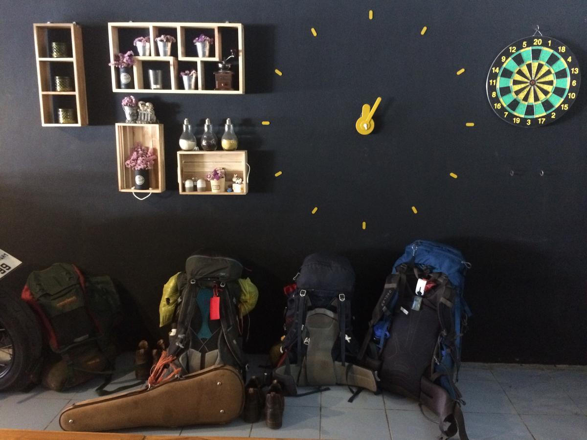 Norn Nung Len Cafe'&Hostel Chiang Rai Esterno foto