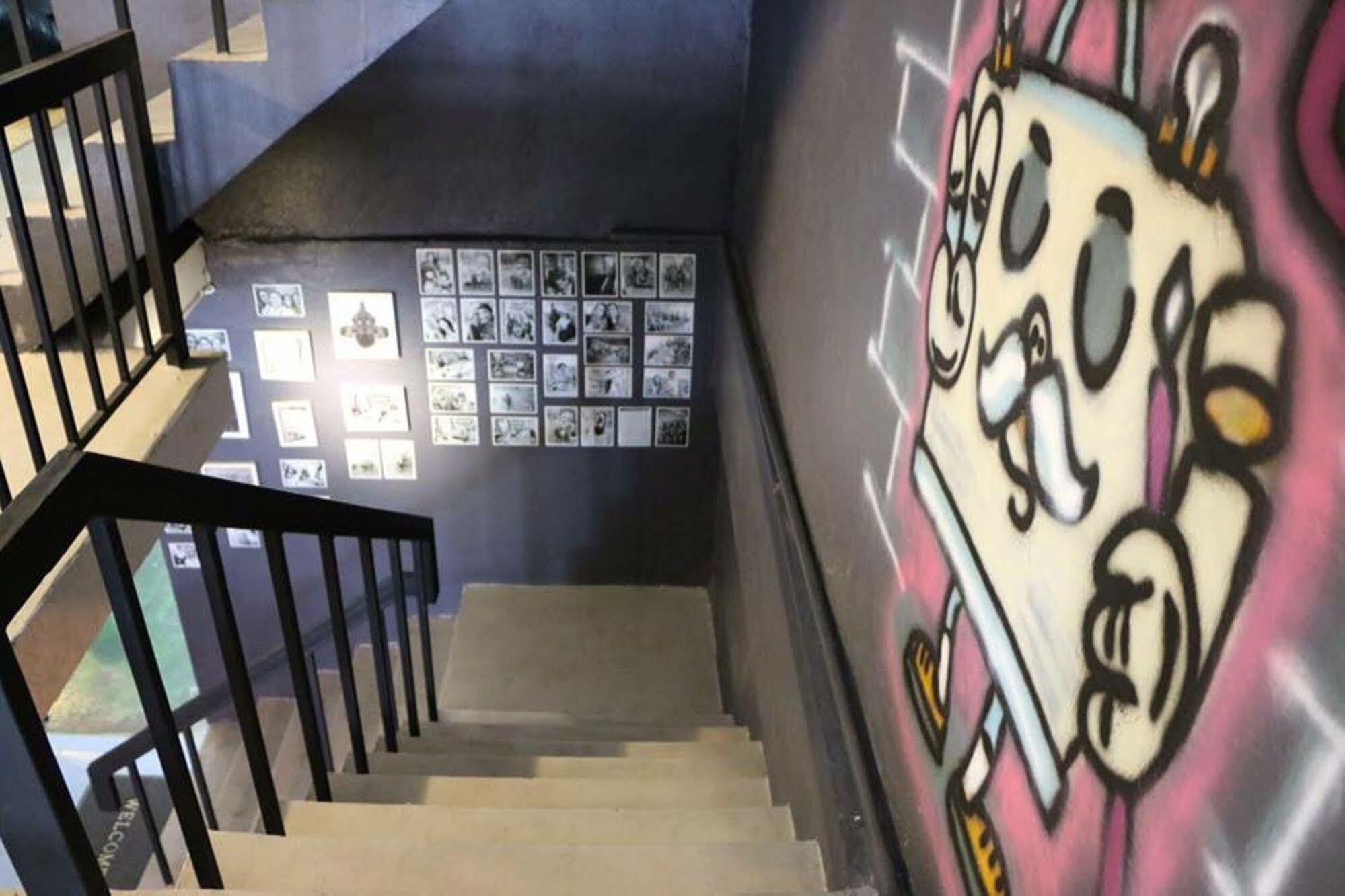 Norn Nung Len Cafe'&Hostel Chiang Rai Esterno foto